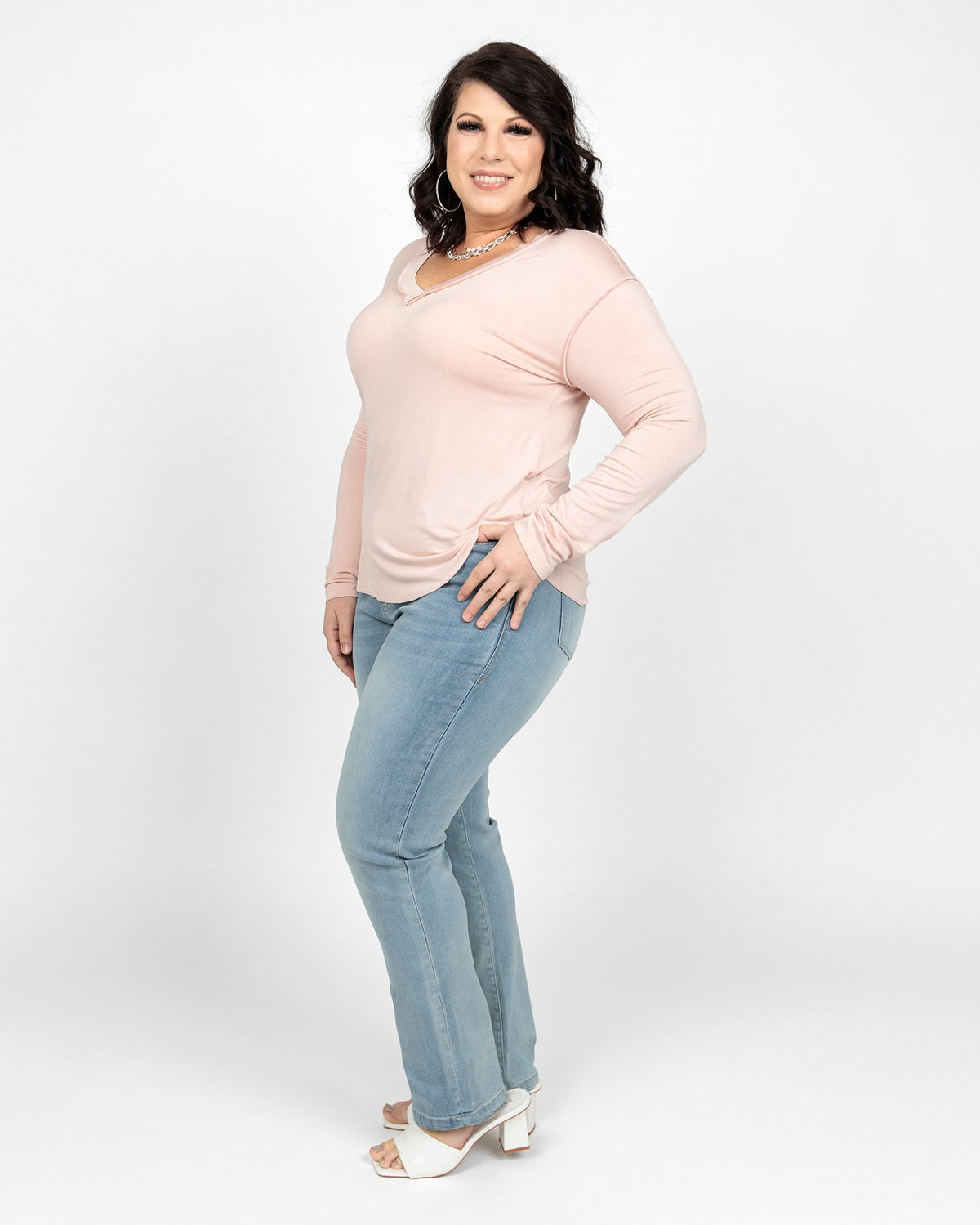 Vicki - Cream Grey Wash