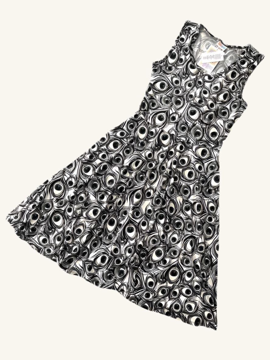 Nicki - Black White Peacock Feather