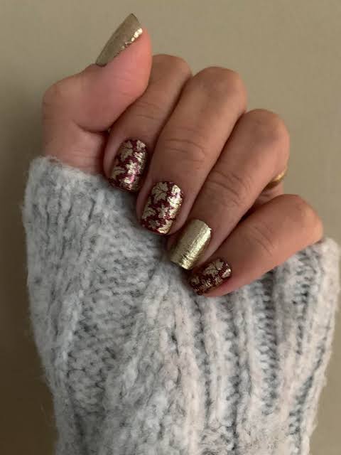 Maple Court - Color Street