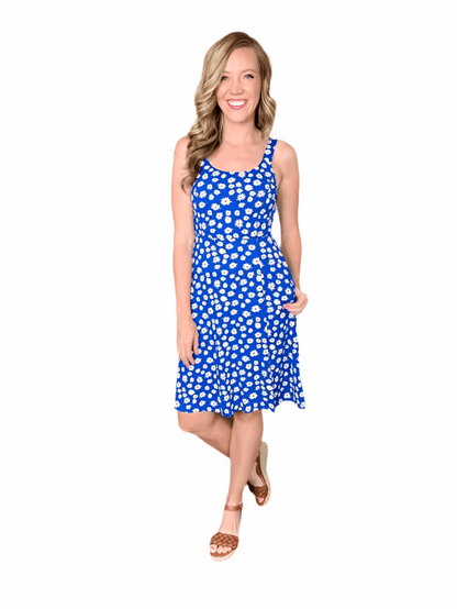Navy - Blue White Small Daisies