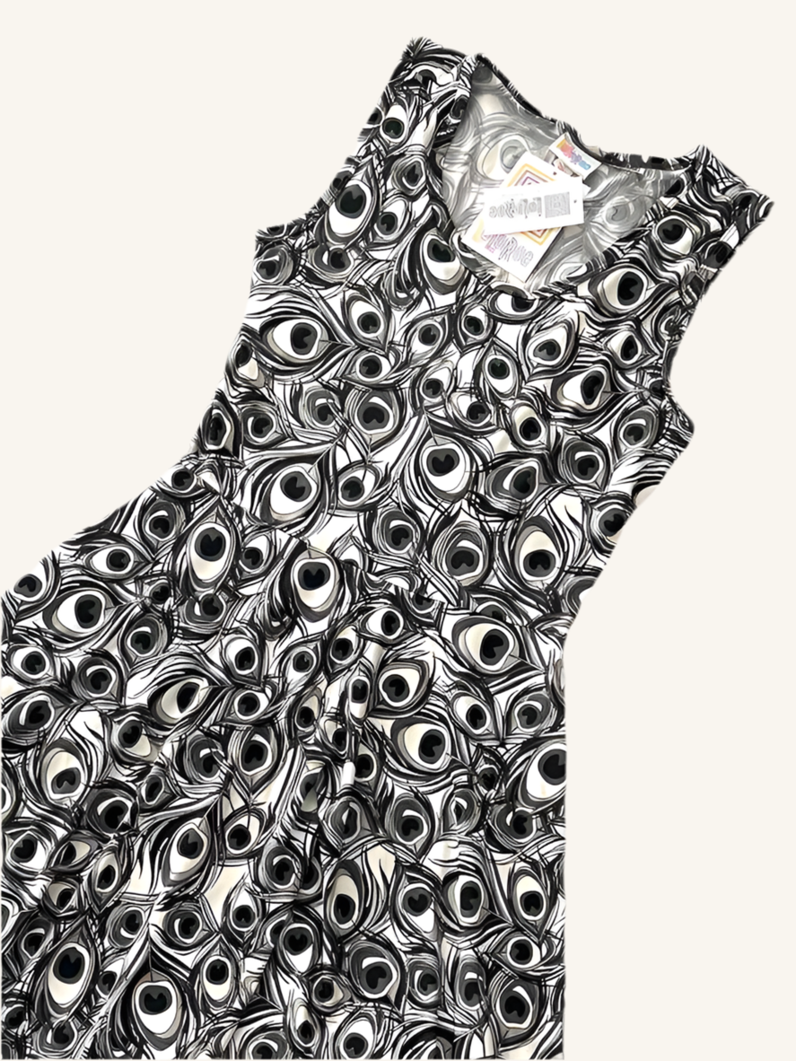 Nicki - Black White Peacock Feather