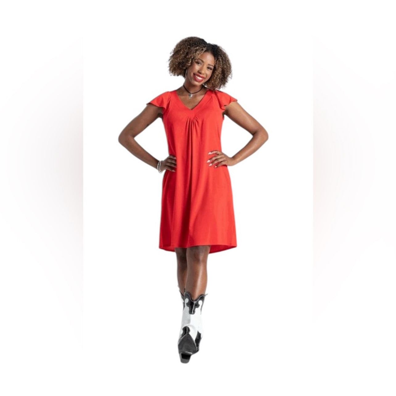 Chaylin - Cream Black Red Plaid