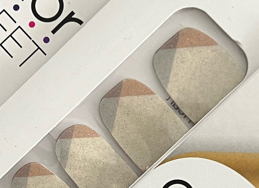 Beige with Details of gray and tan color Street nail strips ￼